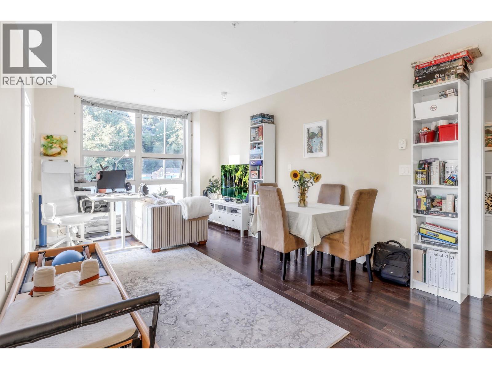 Residential in North Vancouver 3
