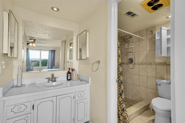 APT-306 - 9020 Sunrise Lakes Blvd, Condo with 2 bedrooms, 2 bathrooms and null parking in Sunrise FL | Image 12