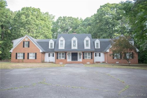 4670 E Williamsburg Rd, Sandston, VA, 23150-4907 | Card Image