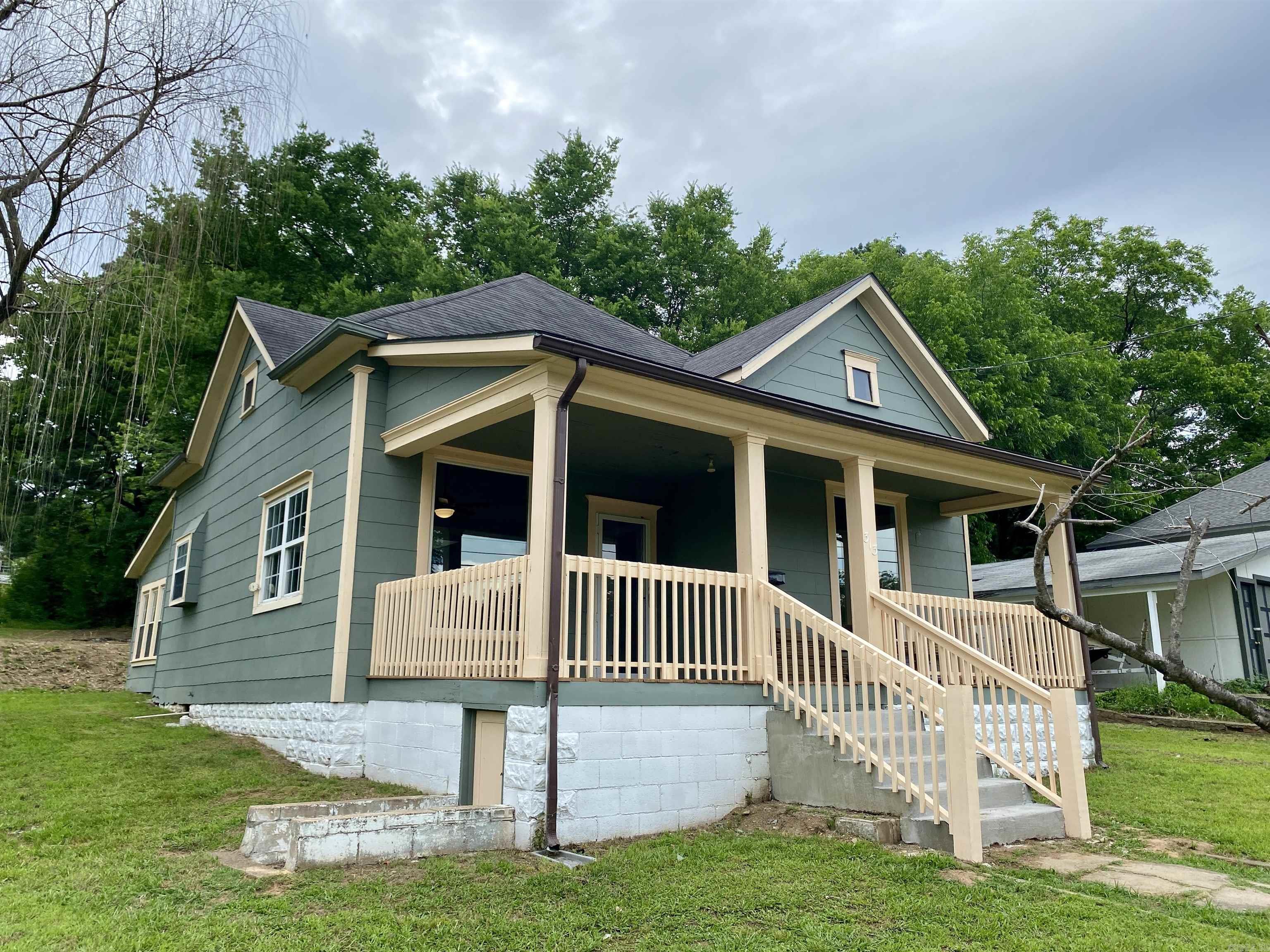 Brown St, Clarksville, AR 72830 #1