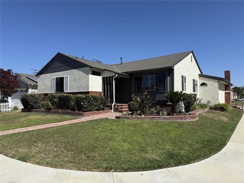 6557 E Walkerton St, Long Beach, CA, 90808-1859 | Card Image