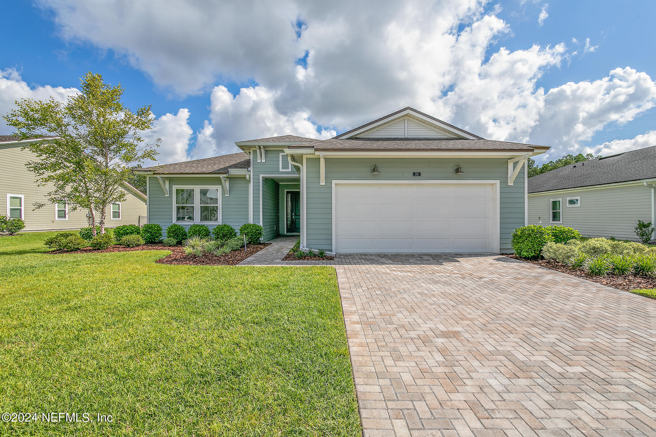 Morning Mist Ln, Saint Johns, FL 32259