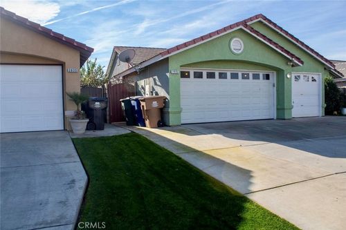2901 Flint Hills, Bakersfield, CA, 93313 | Card Image