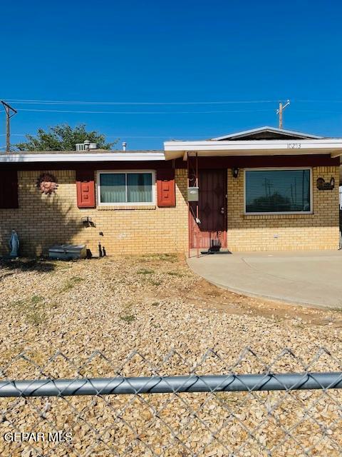 Yellowstone St, El Paso, TX 79924