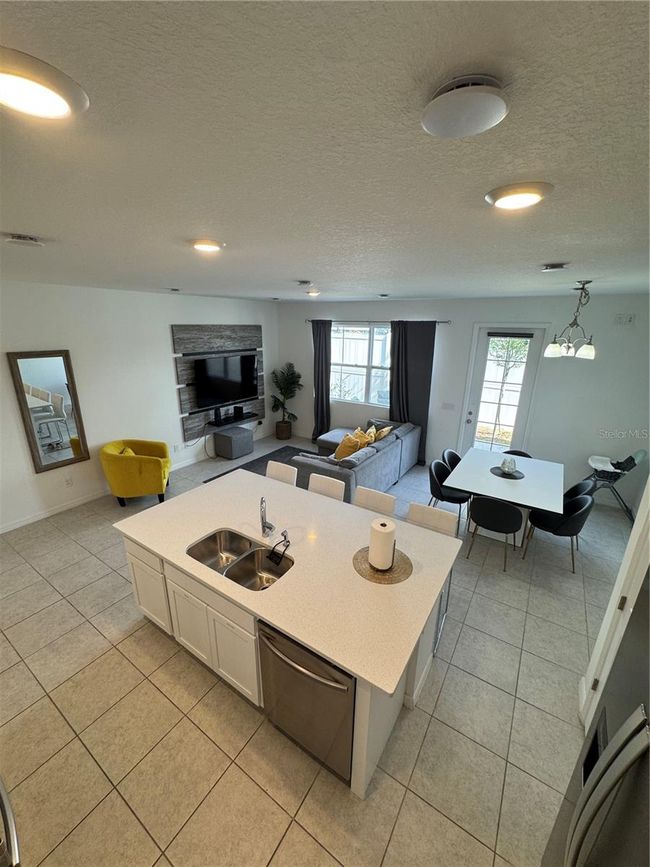 835 Longboat Dr, Townhouse with 3 bedrooms, 3 bathrooms and null parking in DAVENPORT FL | Image 10