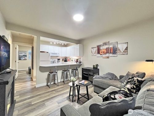 unit-9-250 Tucker Ave, Friday Harbor, WA, 98250-7808 | Card Image