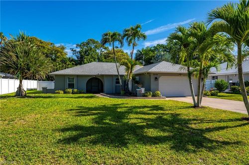 3584 Cartwright Ct, BONITA SPRINGS, FL, 34134-7570 | Card Image