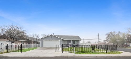 2023 Garvey Ave, Corcoran, CA, 93212-1619 | Card Image