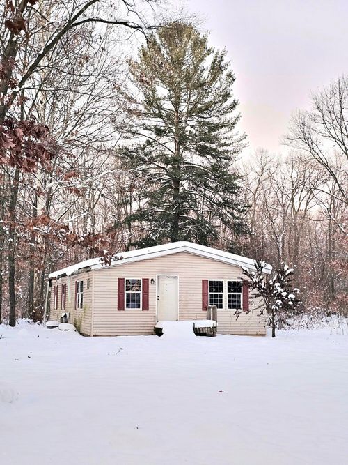 3029 Primrose Pl, Allegan, MI, 49010-9618 | Card Image