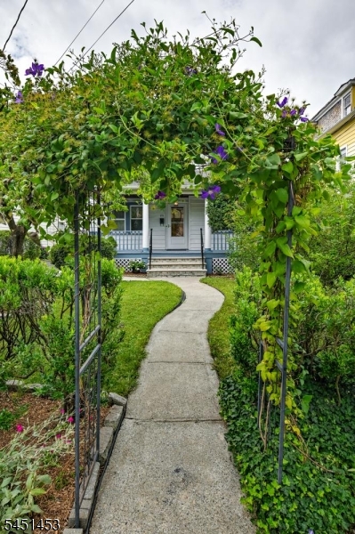 Residential in North Plainfield Boro 4