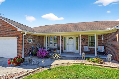 6888 E State Road 46, Bowling Green, IN, 47833-8039 | Card Image