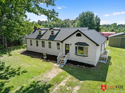 13425 N Lewis Rd, Clio, MI, 48420-9172 | Card Image
