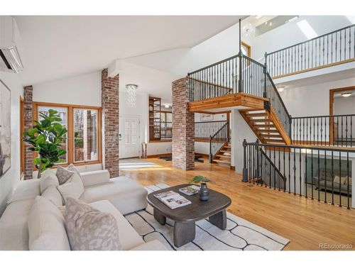 350 N Marion St, Denver, CO, 80218-3928 | Card Image