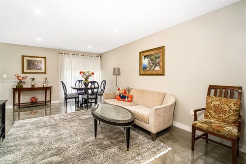 202-17620 Atlantic Blvd, Sunny Isles Beach, FL, 33160 | Card Image