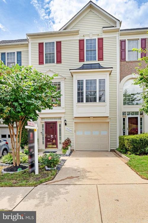 14220 Madrigal Dr, WOODBRIDGE, VA, 22193-5954 | Card Image