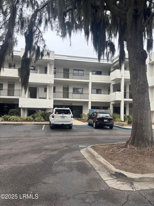 102-2201 Boundary St, Beaufort, SC, 29902-3860 | Card Image