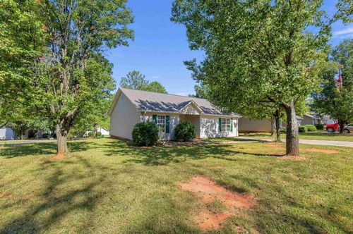 534 Lavendula St, Spartanburg, SC, 29301-3776 | Card Image