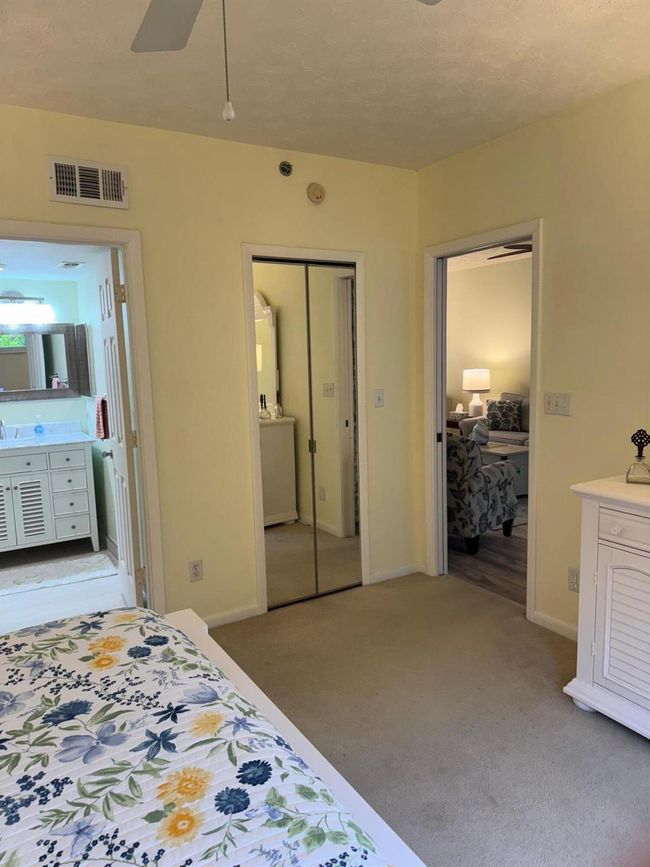 APT-110202 - 2950 Se Ocean Blvd, Condo with 2 bedrooms, 2 bathrooms and null parking in Stuart FL | Image 17