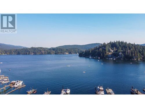 2621 Panorama Drive, North Vancouver, BC, V7G1V7 | Card Image