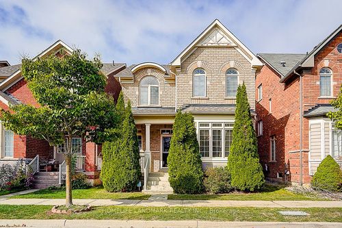 {{alt}} | Card Image