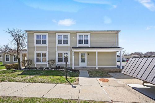 22842 Renford St, Novi, MI, 48375-4529 | Card Image