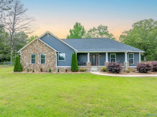 4198 Pilgrims Rest Rd, Southside, AL, 35907-9738 | Card Image