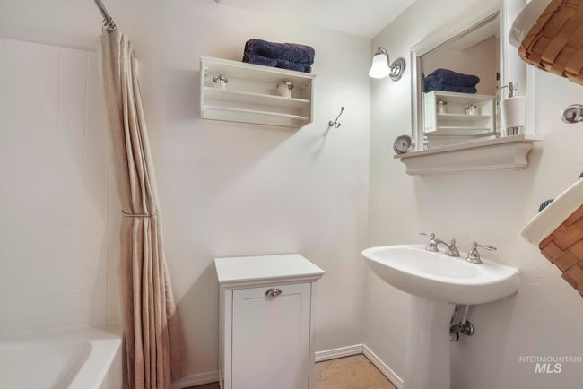 382 River Rd, House other with 3 bedrooms, 3 bathrooms and 4 parking in Bliss ID | Image 37