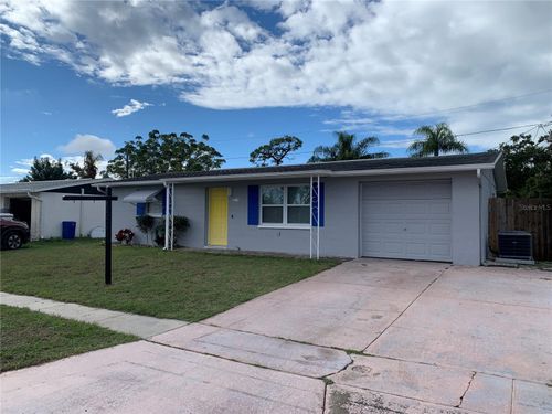 2215 Pamela Dr, HOLIDAY, FL, 34690-4454 | Card Image