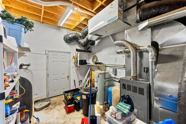 887 Flat Rd, House other with 3 bedrooms, 2 bathrooms and 10 parking in Dacre ON | Image 22