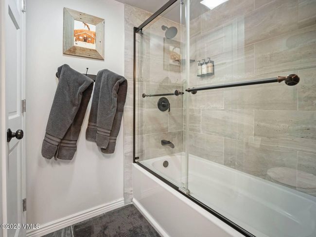 Primary Bath | Image 17