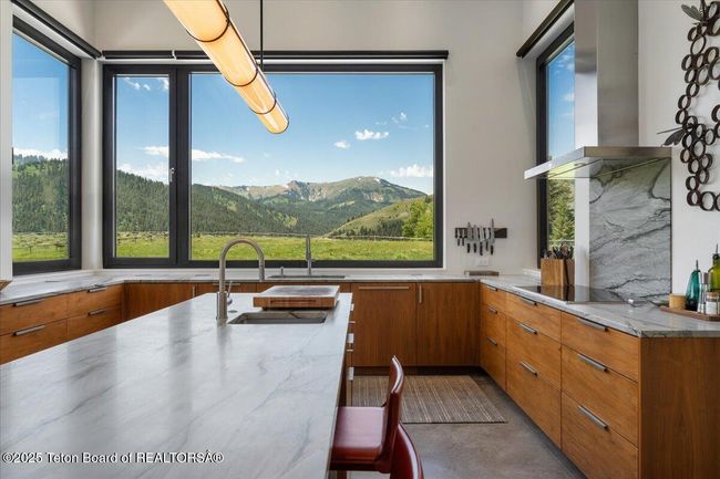 13175 River Bend Rd, House other with 3 bedrooms, 4 bathrooms and null parking in Jackson WY | Image 20