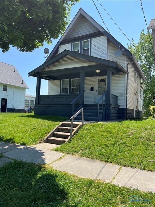 926 Saint John Ave, Toledo, OH, 43608-2053 | Card Image