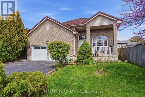 210 Hawthorne Road, London North (North E), ON, N6G5A2 | Card Image