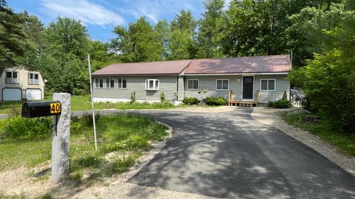 40 White Pond Rd, Ossipee, NH, 03864-7179 | Card Image
