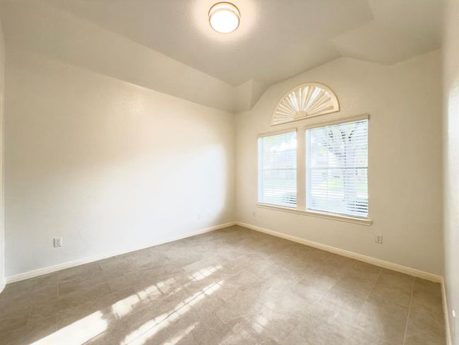 4906 Arbor Falls Ln, House other with 3 bedrooms, 2 bathrooms and 2 parking in Houston TX | Image 18