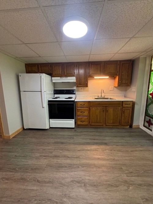 bsmt-272 N Main St, North Brookfield, MA, 01535-1553 | Card Image