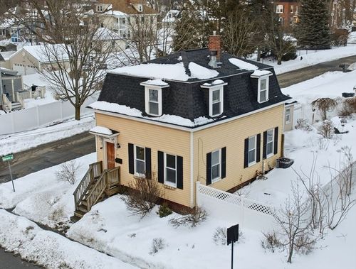 37 Laurel Ave, Haverhill, MA, 01835-7270 | Card Image