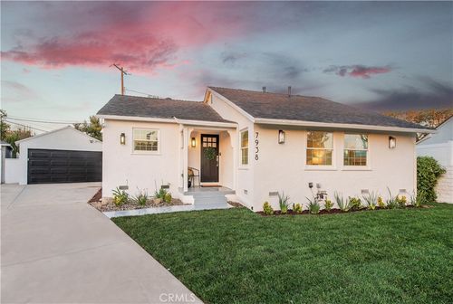 7938 Ostrom Ave, Lake Balboa, CA, 91406-1016 | Card Image