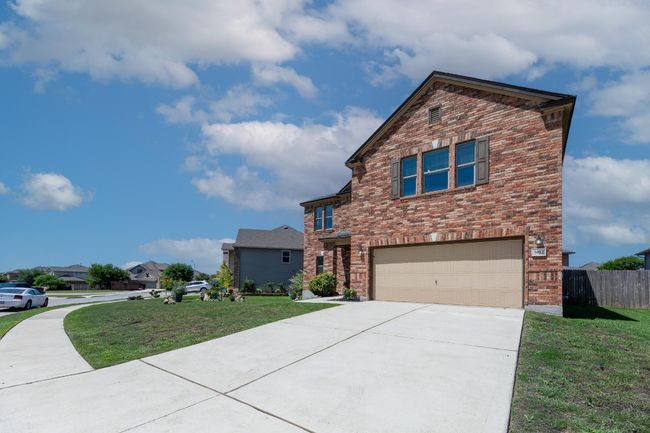 5812 Pescia St, House other with 4 bedrooms, 3 bathrooms and 4 parking in Round Rock TX | Image 7