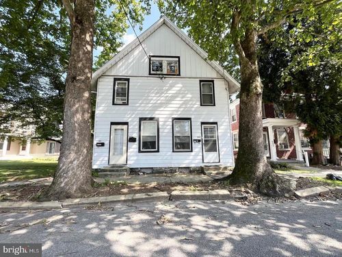 downstairs-980 Scotland Ave, CHAMBERSBURG, PA, 17201 | Card Image