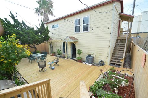 rear-1725 Avenue O Rear, Galveston, TX, 77550-8168 | Card Image