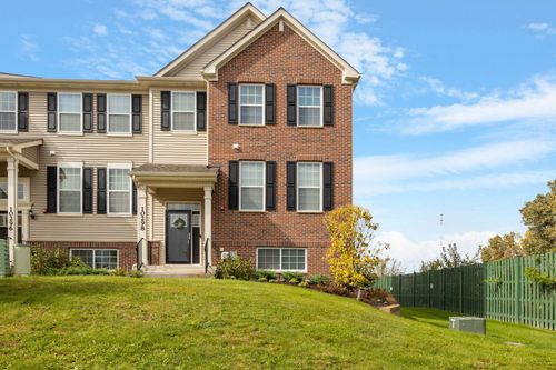 10298 Kerry Ridge Court, Chicago Ridge, IL, 60415 | Card Image