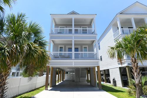 113 10th Ave. S, Surfside Beach, SC, 29575 | Card Image