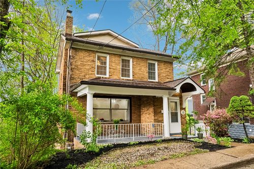 15 Wilkins Rd, Pittsburgh, PA, 15221-3631 | Card Image
