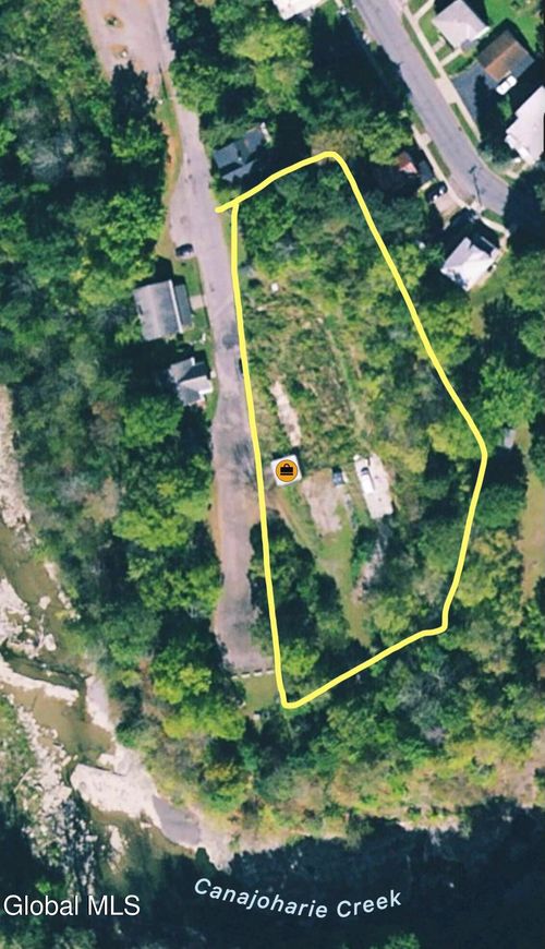 39 Floral Ave, Canajoharie, NY, 13317-1406 | Card Image