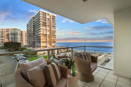 unit-310-1730 Avenida Del Mundo, Coronado, CA, 92118-3024 | Card Image