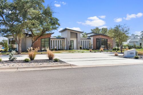 135 Whittingham Rd, San Antonio, TX, 78231-1407 | Card Image