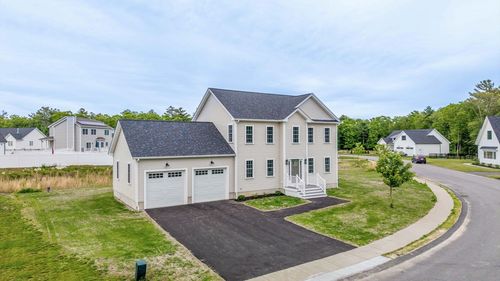 13 Nantucket Dr, Mattapoisett, MA, 02739-1795 | Card Image