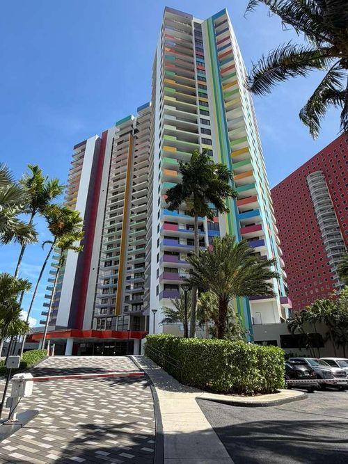 406-1581 Brickell Ave, Miami, FL, 33129-1215 | Card Image