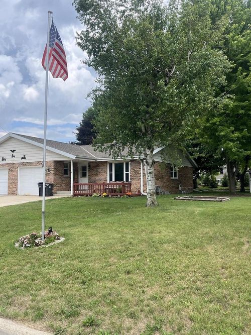 132 Deppiesse Road, Random Lake, WI, 53075 | Card Image